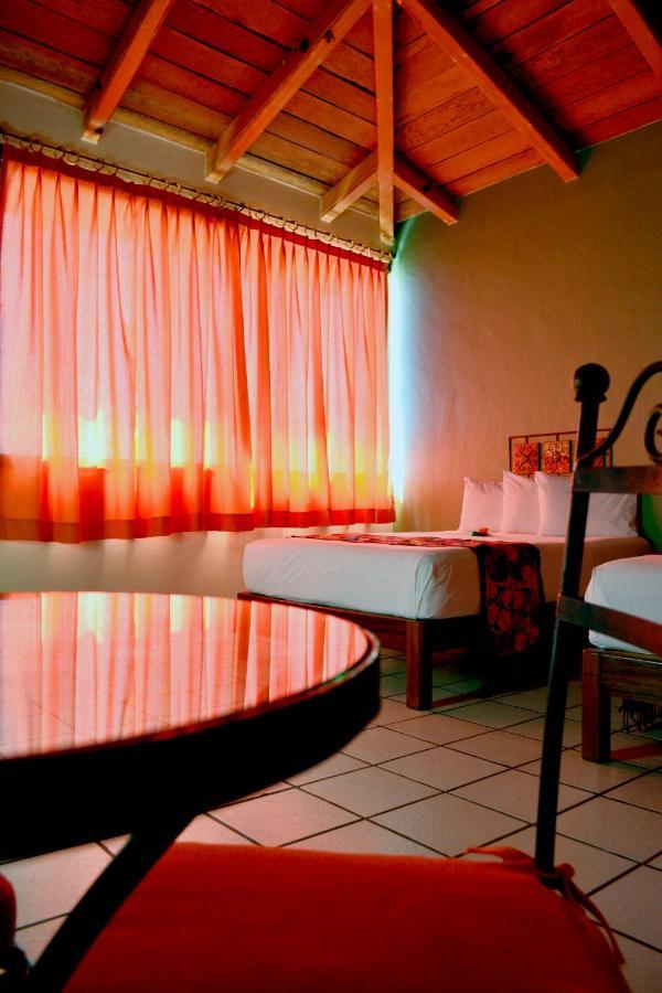 Hotel Aldama Colima Eksteriør billede
