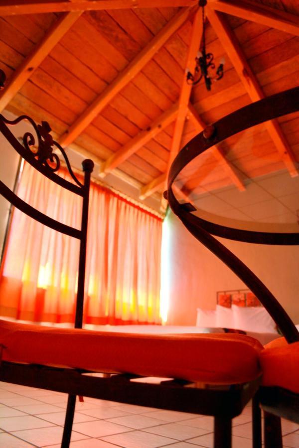 Hotel Aldama Colima Eksteriør billede